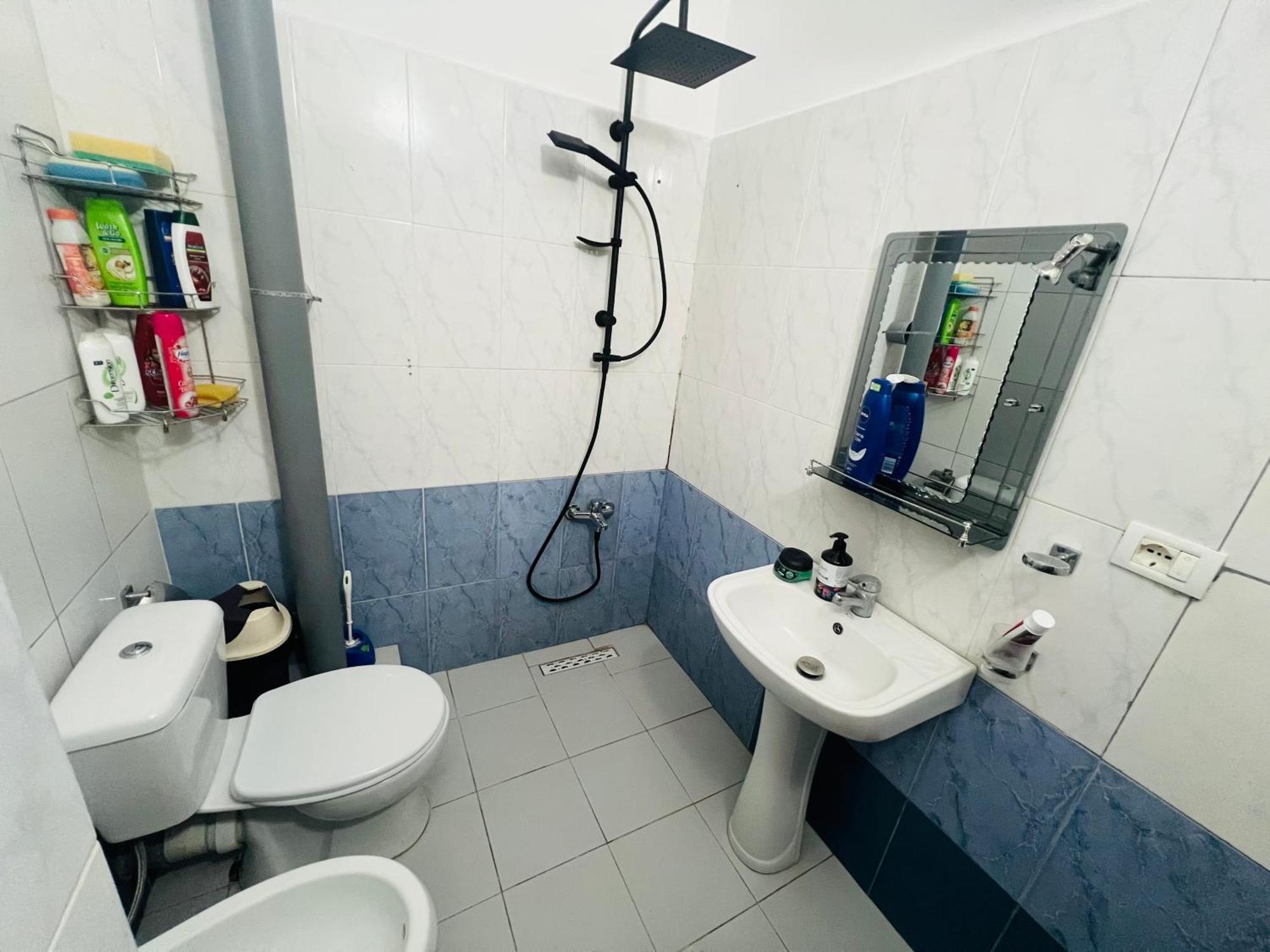 Апартаменти Lovely 3-bedroom Unit In Дуррес